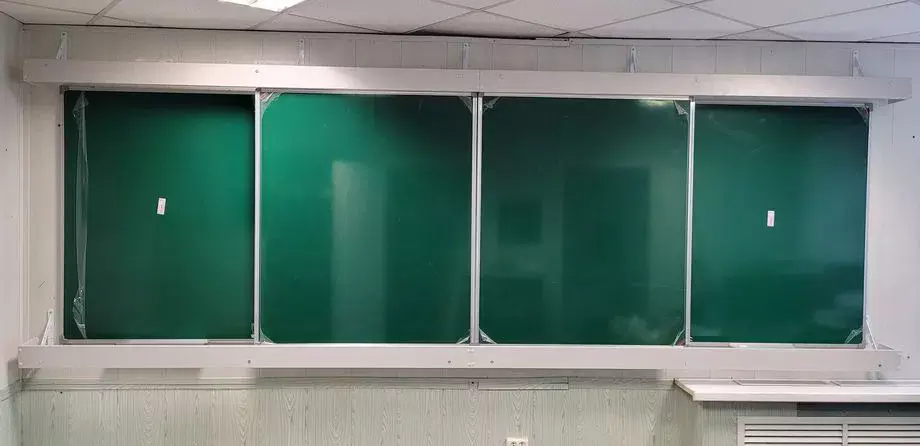 45596 Подвесная настенная рельсовая система PolyGlide Doors 1.2 (4 доски) — изображение 1