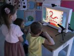 Умное зеркало логопеда АЛМА «Зазеркалье» (со встроенным компьютером и сенсорным экраном) — изображение 11
